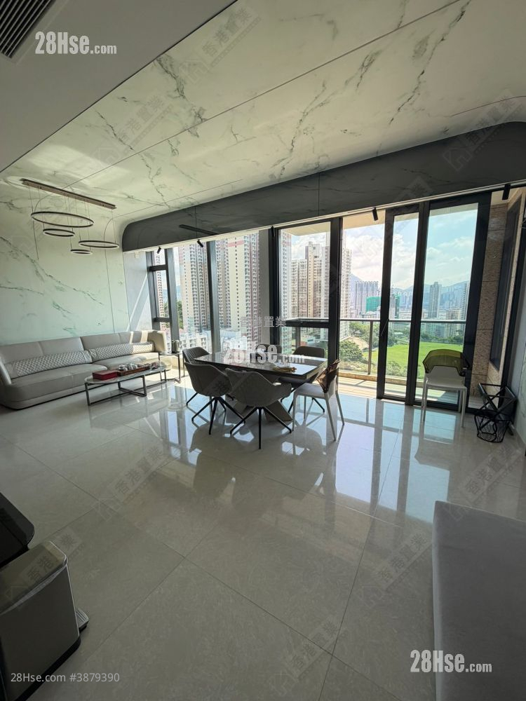 Ultima Rental 4 Bedrooms , 3 Bathrooms 1,311 ft² ( 121.8 m² )