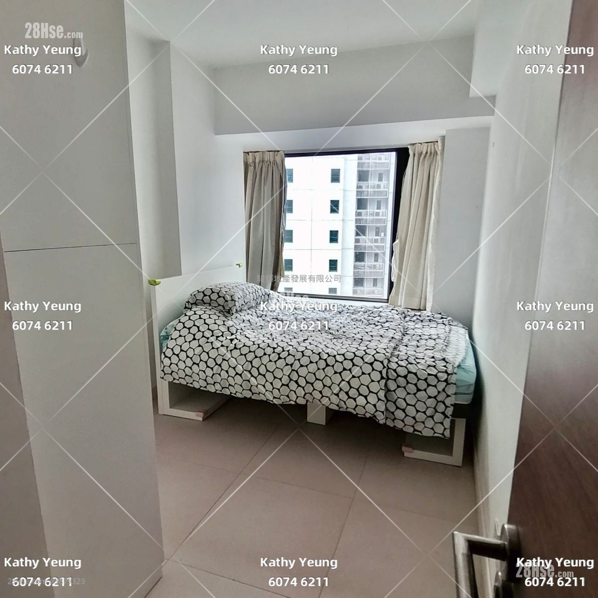 City 18 Rental 2 Bedrooms , 1 Bathroom 429 ft² ( 39.9 m² )