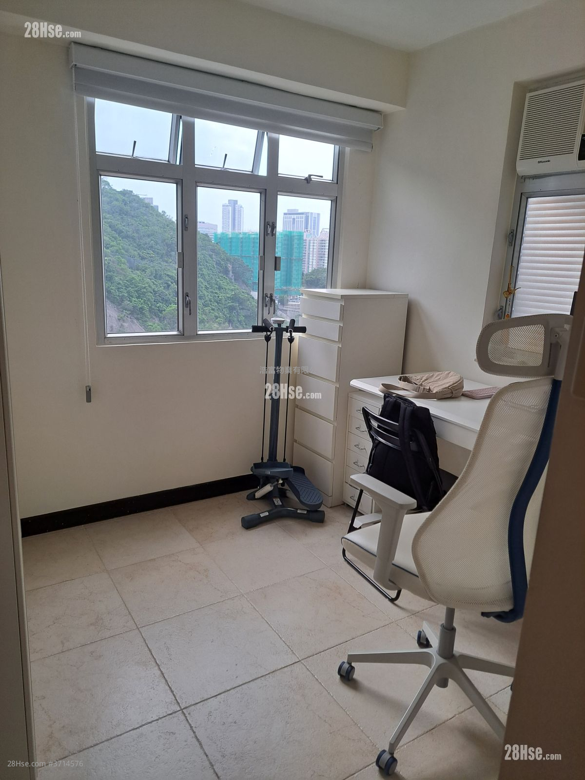 Hoi Kwong Court Rental 3 Bedrooms , 1 Bathroom 639 ft² ( 59.4 m² )
