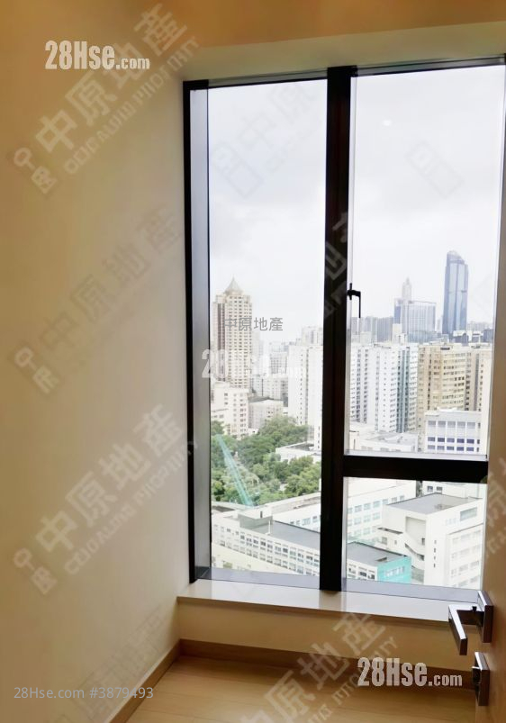 Mantin Heights Sell 2 Bedrooms , 1 Bathroom 689 ft² ( 64.0 m² )