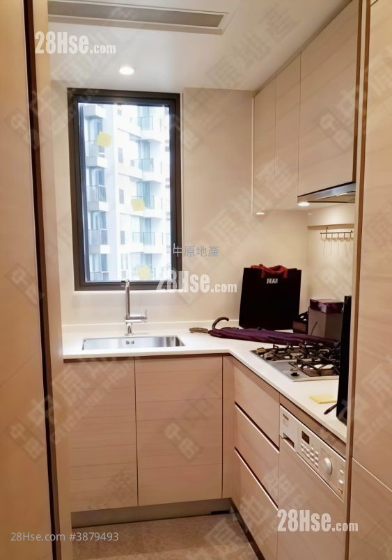 Mantin Heights Sell 2 Bedrooms , 1 Bathroom 689 ft² ( 64.0 m² )