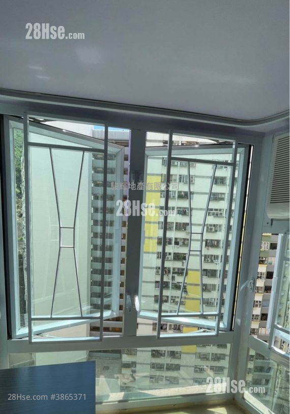 Smithfield Terrace Rental 1 Bedroom , 1 Bathroom 262 ft² ( 24.3 m² )