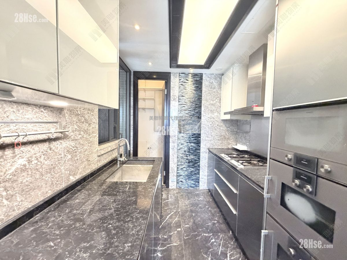 Ultima Sell 3 Bedrooms , 2 Bathrooms 1,046 ft² ( 97.2 m² )