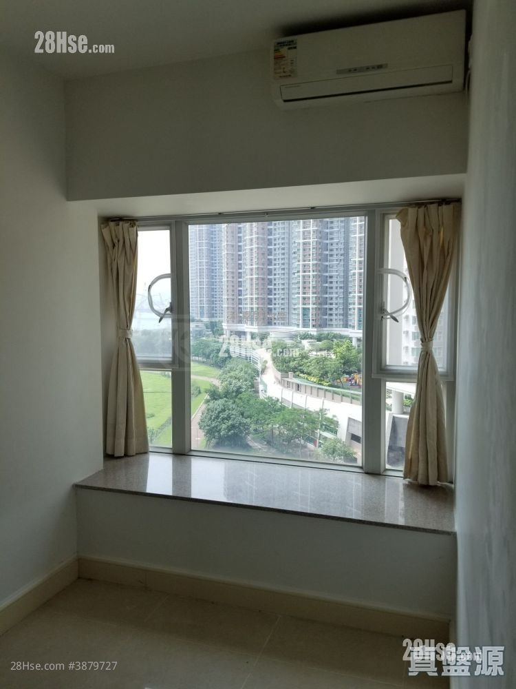 master room: Metro Town Sell 2 Bedrooms , 1 Bathroom 492 ft² ( 45.7 m² )