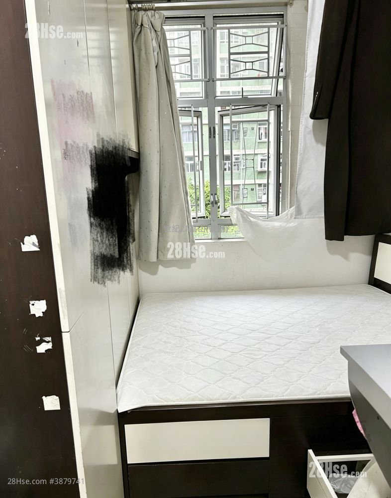 Lower Wong Tai Sin Estate Sell 1 Bedroom , 1 Bathroom 267 ft² ( 24.8 m² )