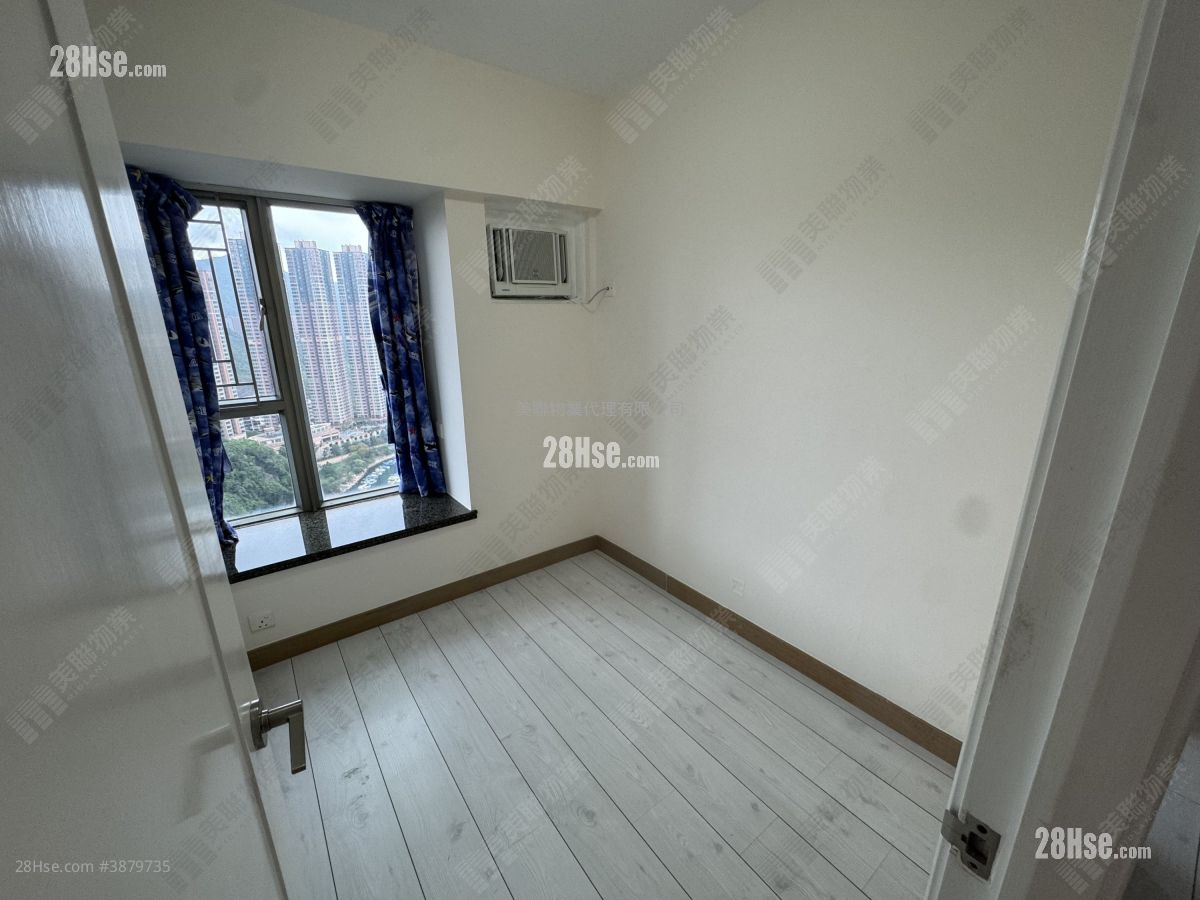 Tseung Kwan O Plaza Rental 4 Bedrooms , 3 Bathrooms 761 ft² ( 70.7 m² )