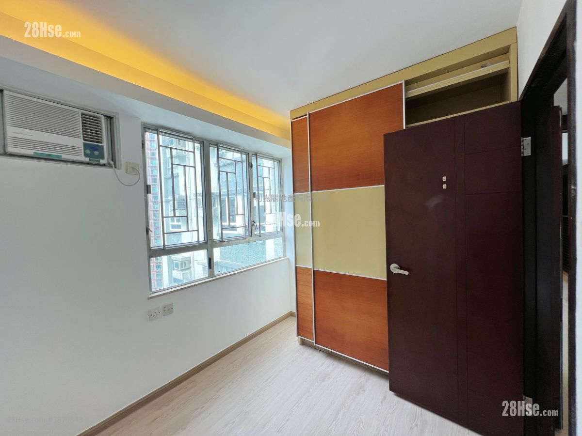 Belvedere Garden Sell 3 Bedrooms , 2 Bathrooms 728 ft² ( 67.6 m² )