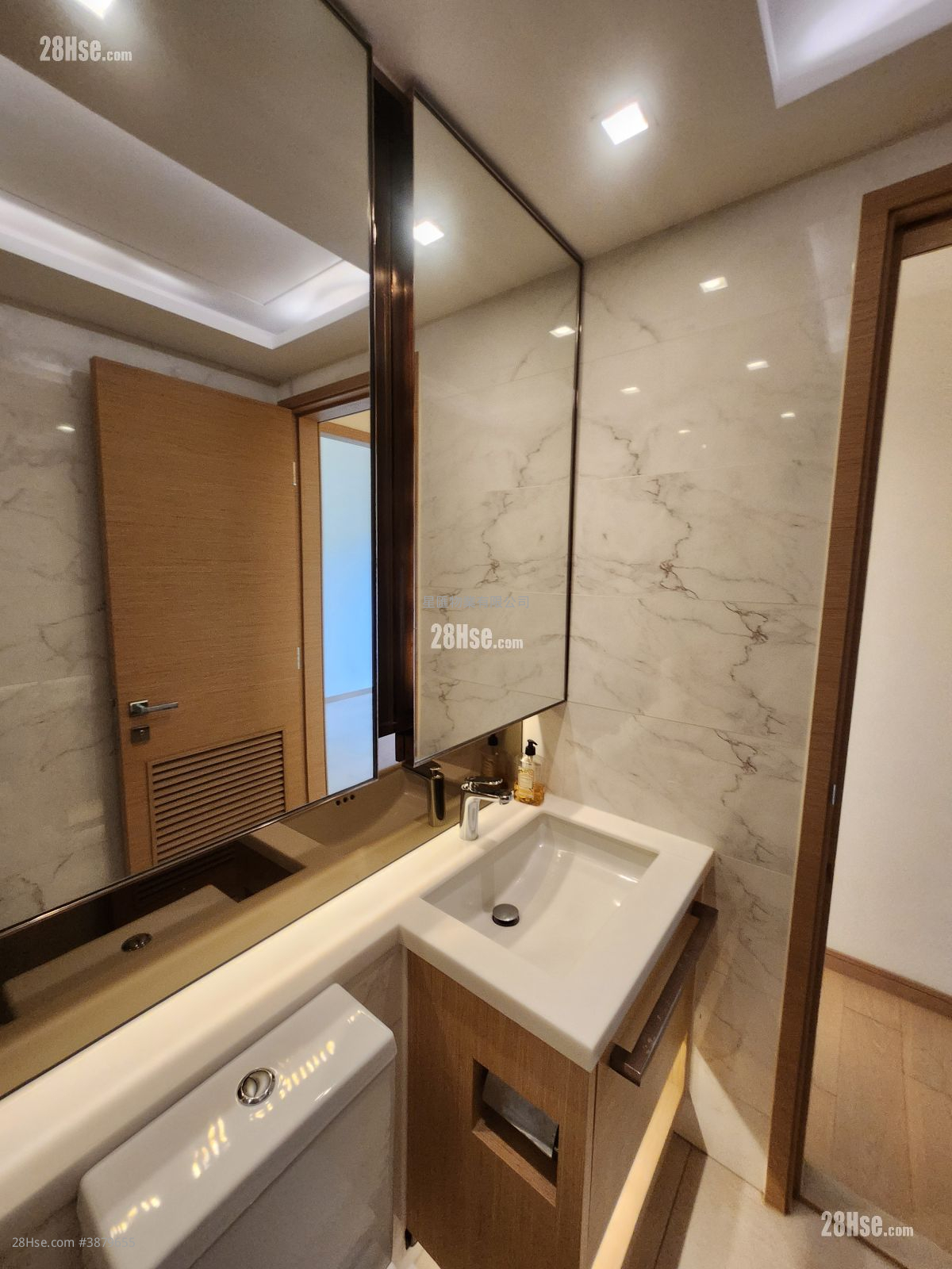 Mantin Heights Sell 2 Bedrooms , 1 Bathroom 575 ft² ( 53.4 m² )