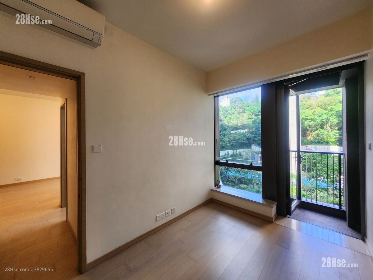 Mantin Heights Sell 2 Bedrooms , 1 Bathroom 575 ft² ( 53.4 m² )