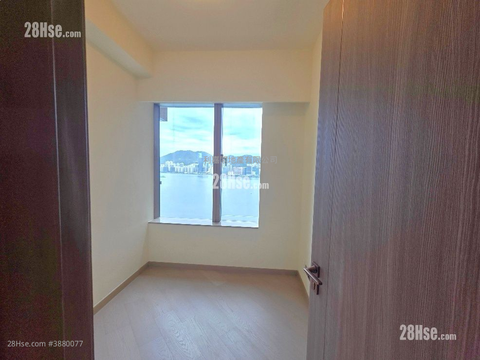 Pano Harbour Sell 2 Bedrooms 526 ft² ( 48.9 m² )
