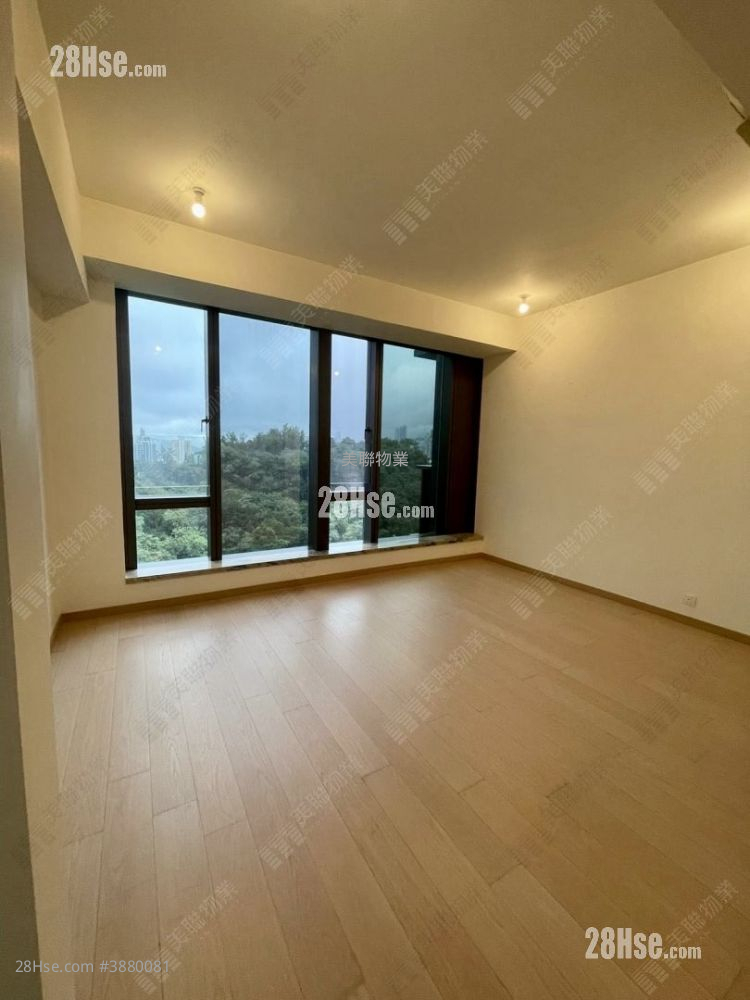 Mantin Heights Sell 4 Bedrooms 1,477 ft² ( 137.2 m² )