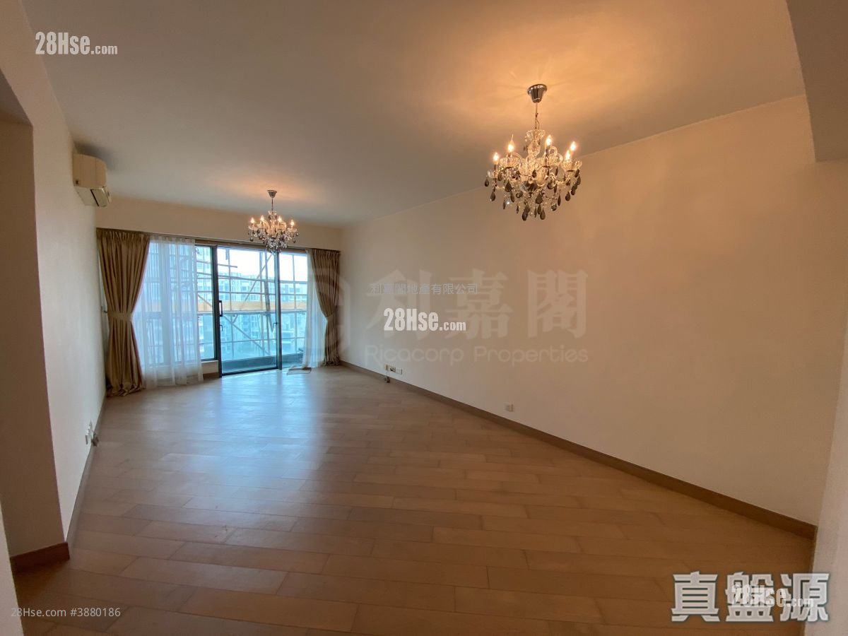 Providence Peak Sell 3 Bedrooms , 3 Bathrooms 1,010 ft² ( 93.8 m² )