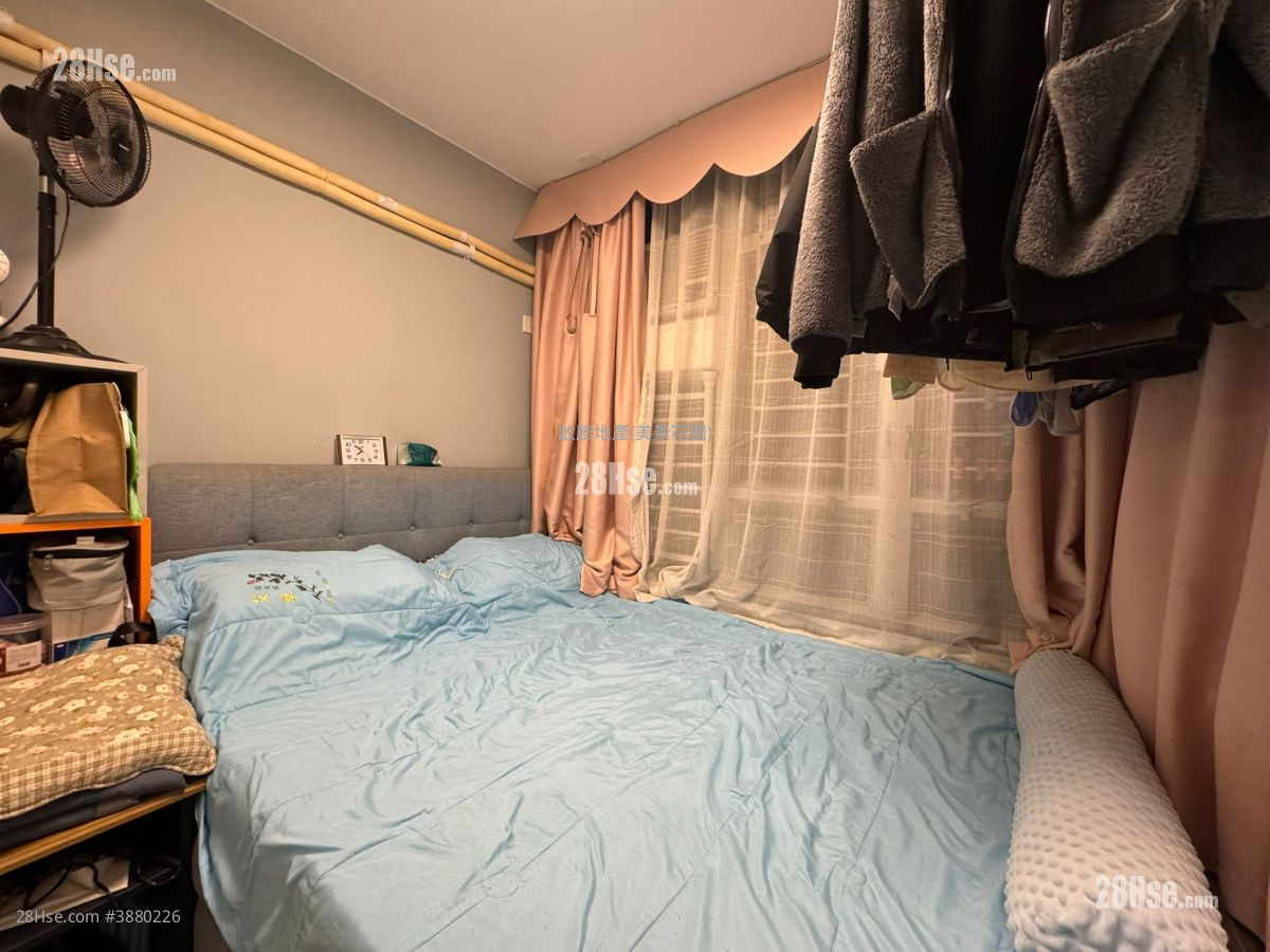 Ching Fu Court Sell 279 ft² ( 25.9 m² )