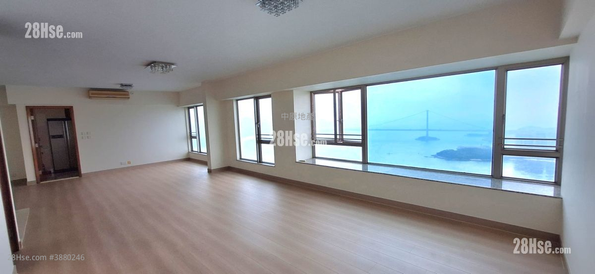 Bellagio Sell 4 Bedrooms , 5+ Bathrooms 1,814 ft² ( 168.5 m² )