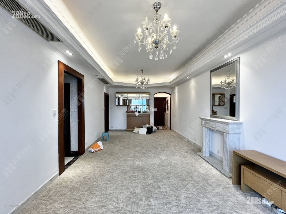 The Palazzo Rental 1,032 ft² ( 95.9 m² )