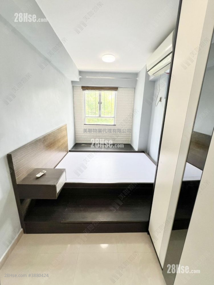 On Ning Garden Sell 2 Bedrooms 431 ft² ( 40.0 m² )
