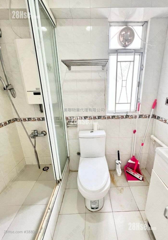 On Ning Garden Sell 2 Bedrooms 431 ft² ( 40.0 m² )