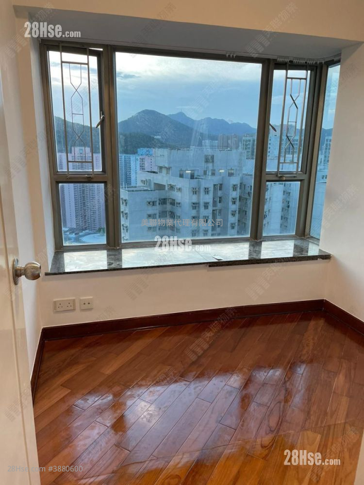Tseung Kwan O Plaza Rental 3 Bedrooms , 1 Bathroom 502 ft² ( 46.6 m² )
