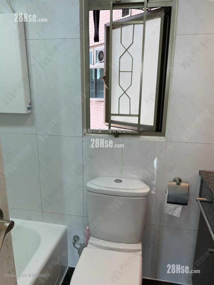 Tseung Kwan O Plaza Rental 3 Bedrooms , 1 Bathroom 502 ft² ( 46.6 m² )