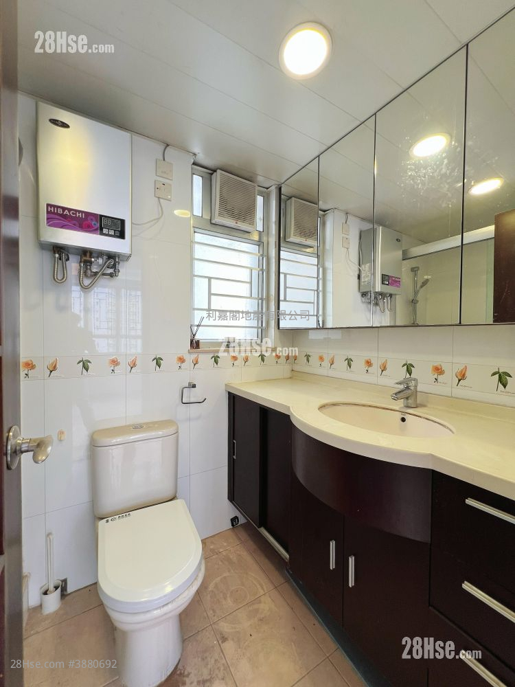 Belvedere Garden Sell 3 Bedrooms , 2 Bathrooms 728 ft² ( 67.6 m² )