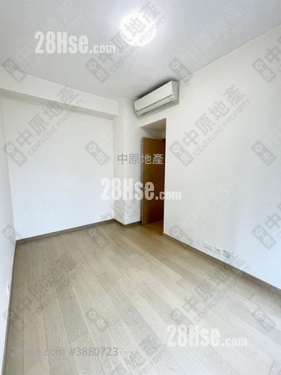 Mantin Heights Sell 2 Bedrooms , 1 Bathroom 585 ft² ( 54.3 m² )
