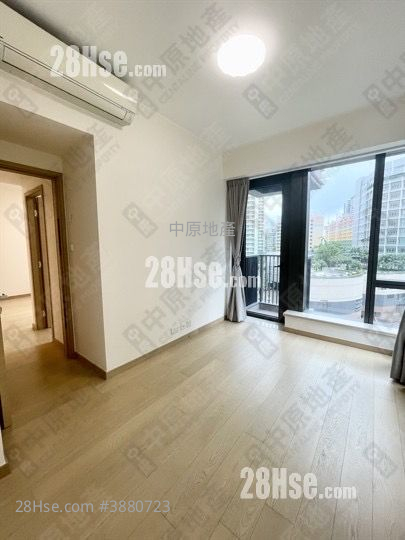 Mantin Heights Sell 2 Bedrooms , 1 Bathroom 585 ft² ( 54.3 m² )