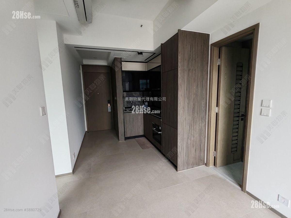 Cullinan Sky Sell 2 Bedrooms 445 ft² ( 41.3 m² )