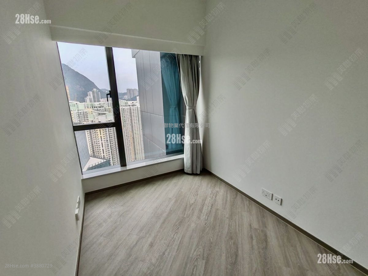 Cullinan Sky Sell 2 Bedrooms 445 ft² ( 41.3 m² )