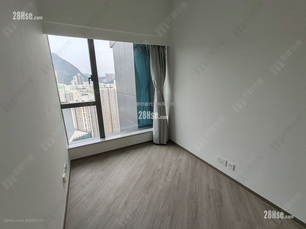 Cullinan Sky Sell 2 Bedrooms 445 ft² ( 41.3 m² )