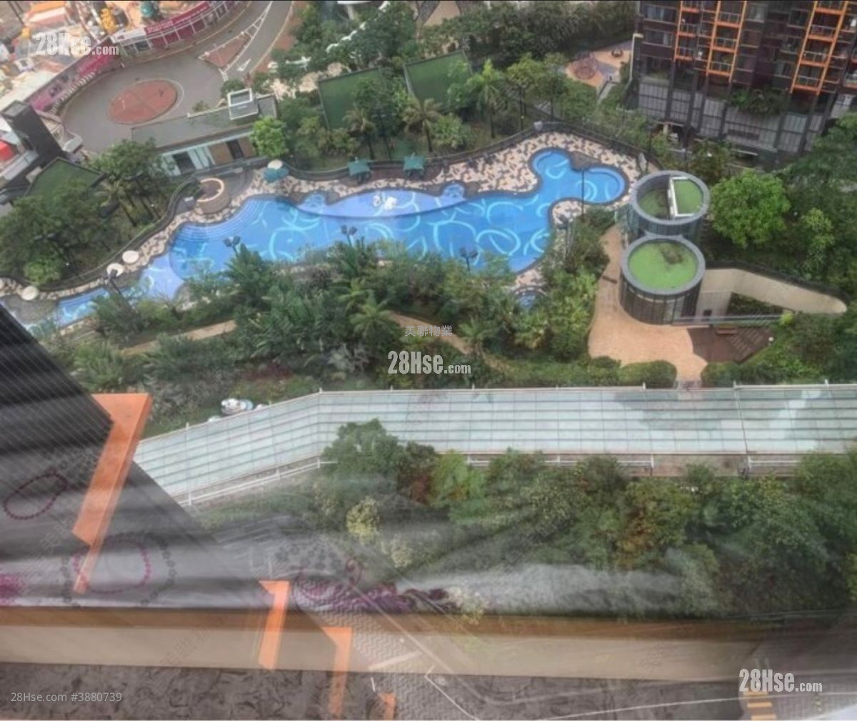 Double Cove Rental 4 Bedrooms 985 ft² ( 91.5 m² )