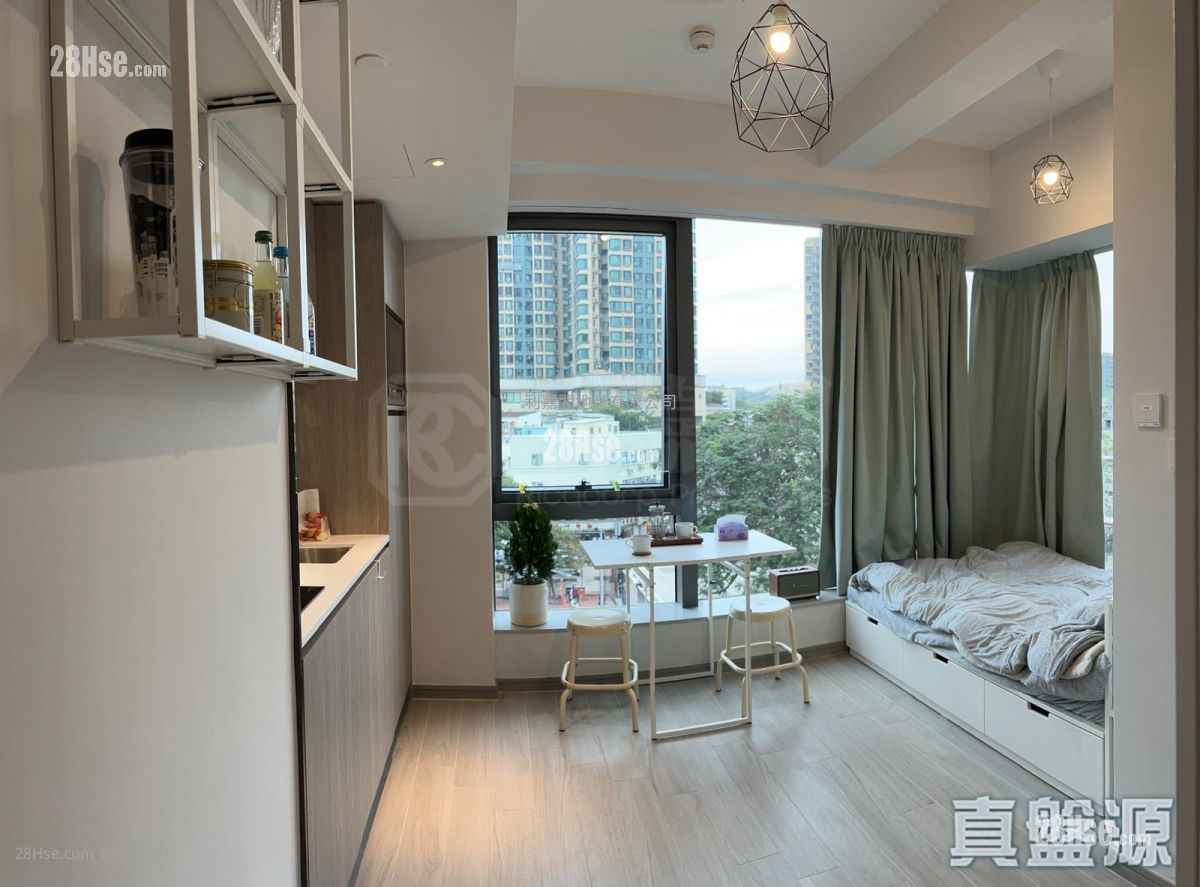 Artique Rental Studio , 1 Bathroom 201 ft² ( 18.7 m² )