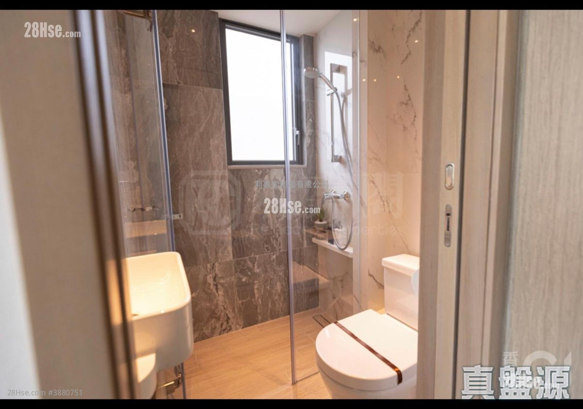 Artique Rental Studio , 1 Bathroom 201 ft² ( 18.7 m² )