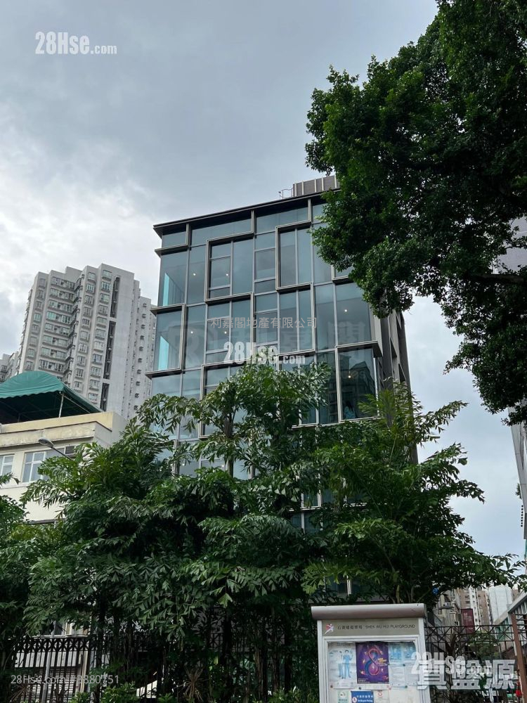 Artique Rental Studio , 1 Bathroom 201 ft² ( 18.7 m² )