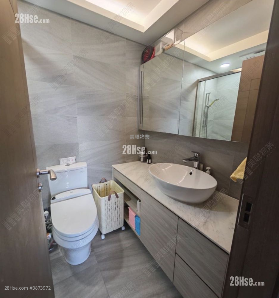 The Palazzo Rental 944 ft² ( 87.7 m² )