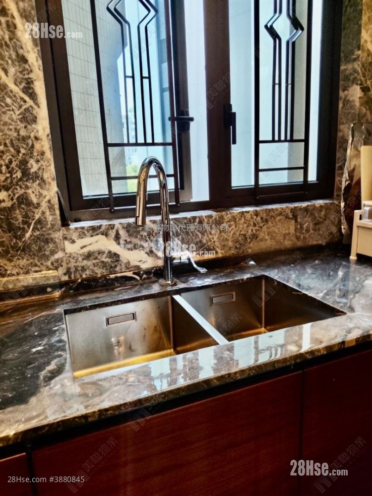 Grand Homm Sell 3 Bedrooms 1,380 ft² ( 128.2 m² )