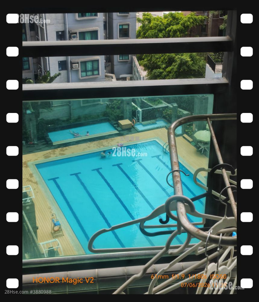 City 18 Rental 1 Bedroom , 1 Bathroom 248 ft² ( 23.0 m² )