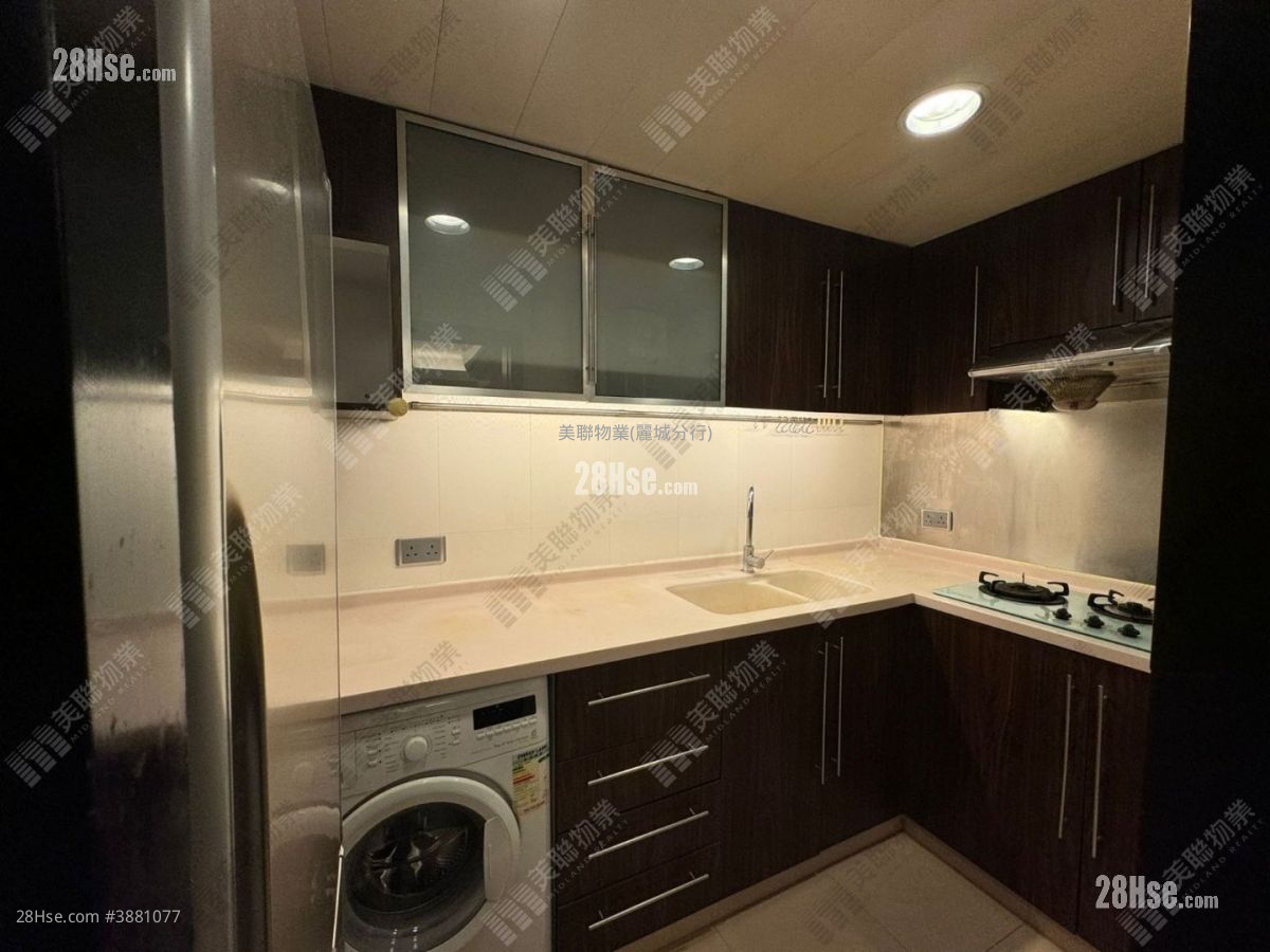 Belvedere Garden Sell 3 Bedrooms 728 ft² ( 67.6 m² )