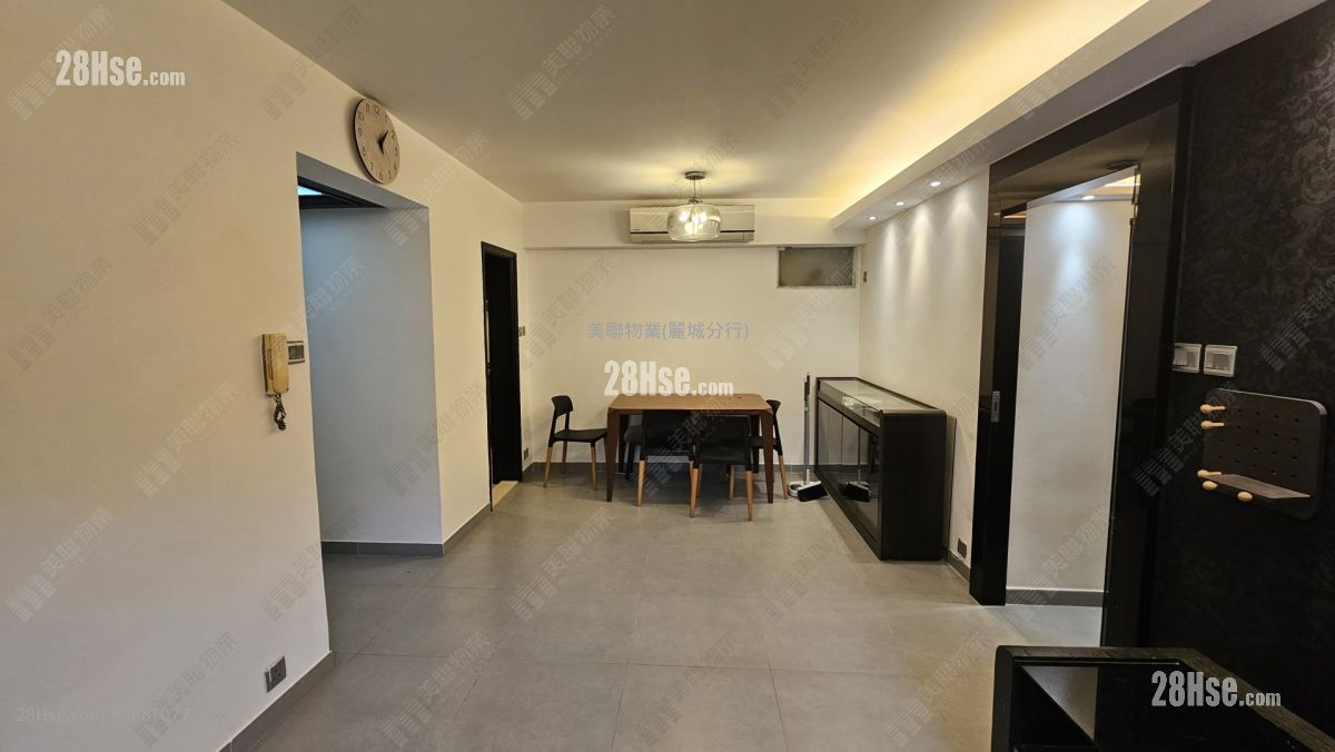 Belvedere Garden Sell 3 Bedrooms 728 ft² ( 67.6 m² )