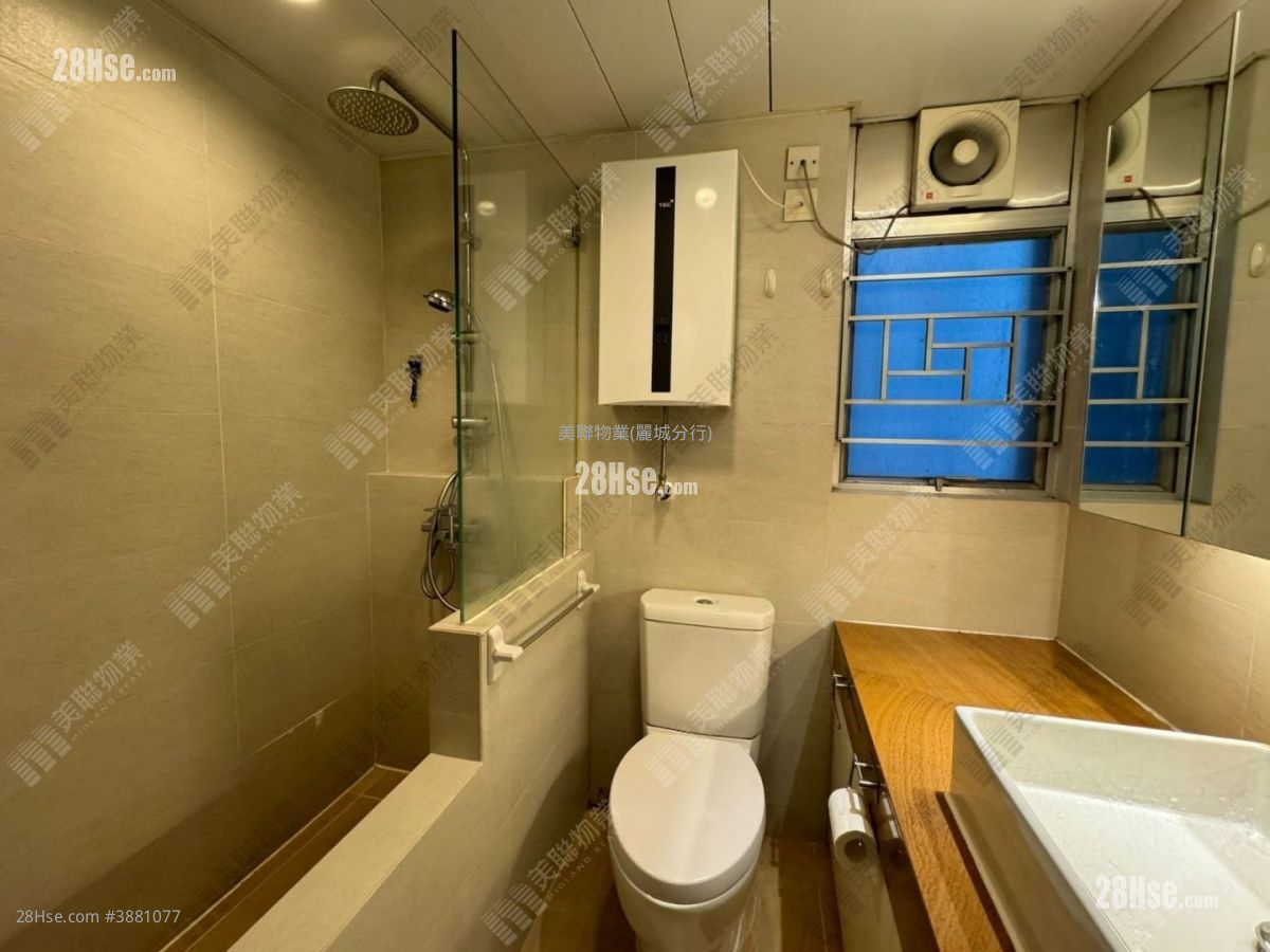 Belvedere Garden Sell 3 Bedrooms 728 ft² ( 67.6 m² )