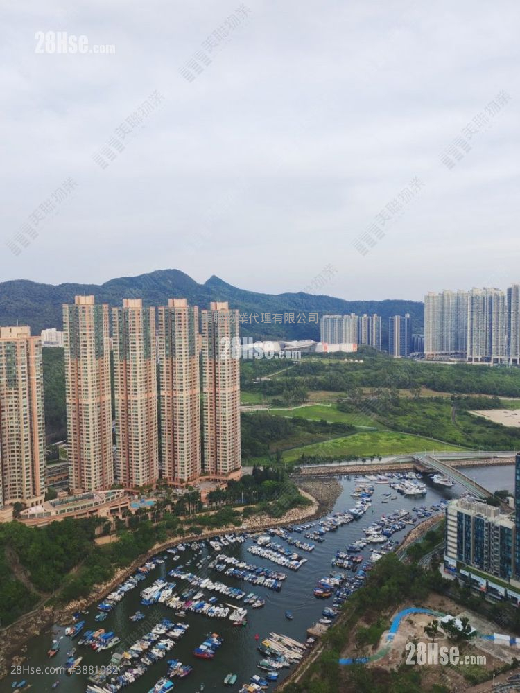 Tseung Kwan O Plaza Sell 3 Bedrooms , 3 Bathrooms 728 ft² ( 67.6 m² )