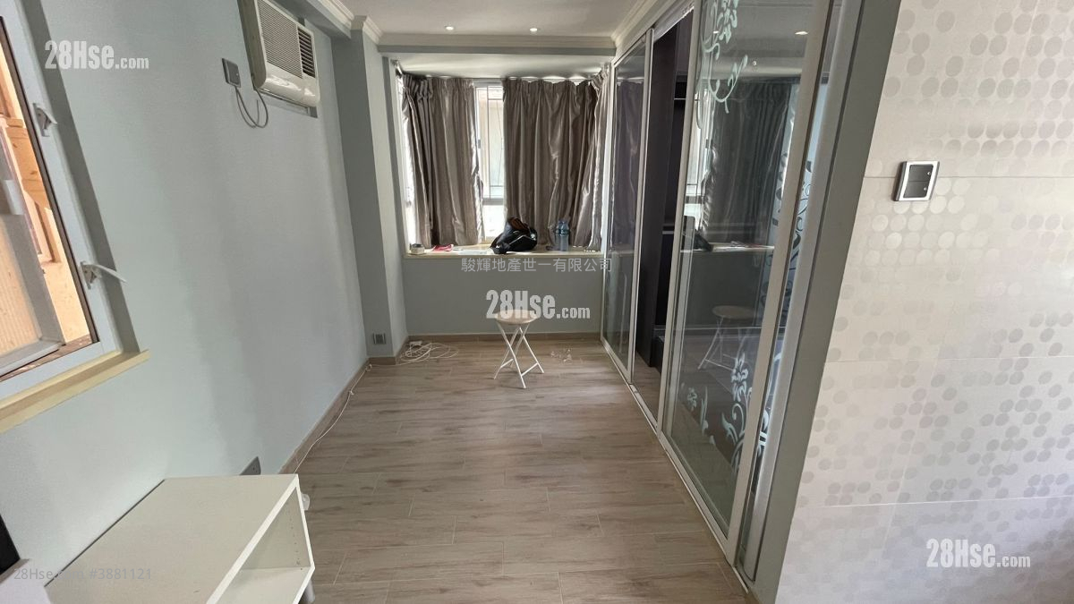 Smithfield Terrace Rental 1 Bedroom , 1 Bathroom 262 ft² ( 24.3 m² )