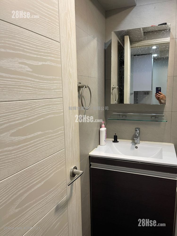 Smithfield Terrace Rental 1 Bedroom , 1 Bathroom 262 ft² ( 24.3 m² )