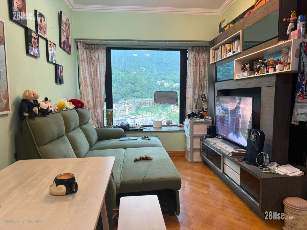 Castello Rental 2 Bedrooms , 1 Bathroom 547 ft² ( 50.8 m² )