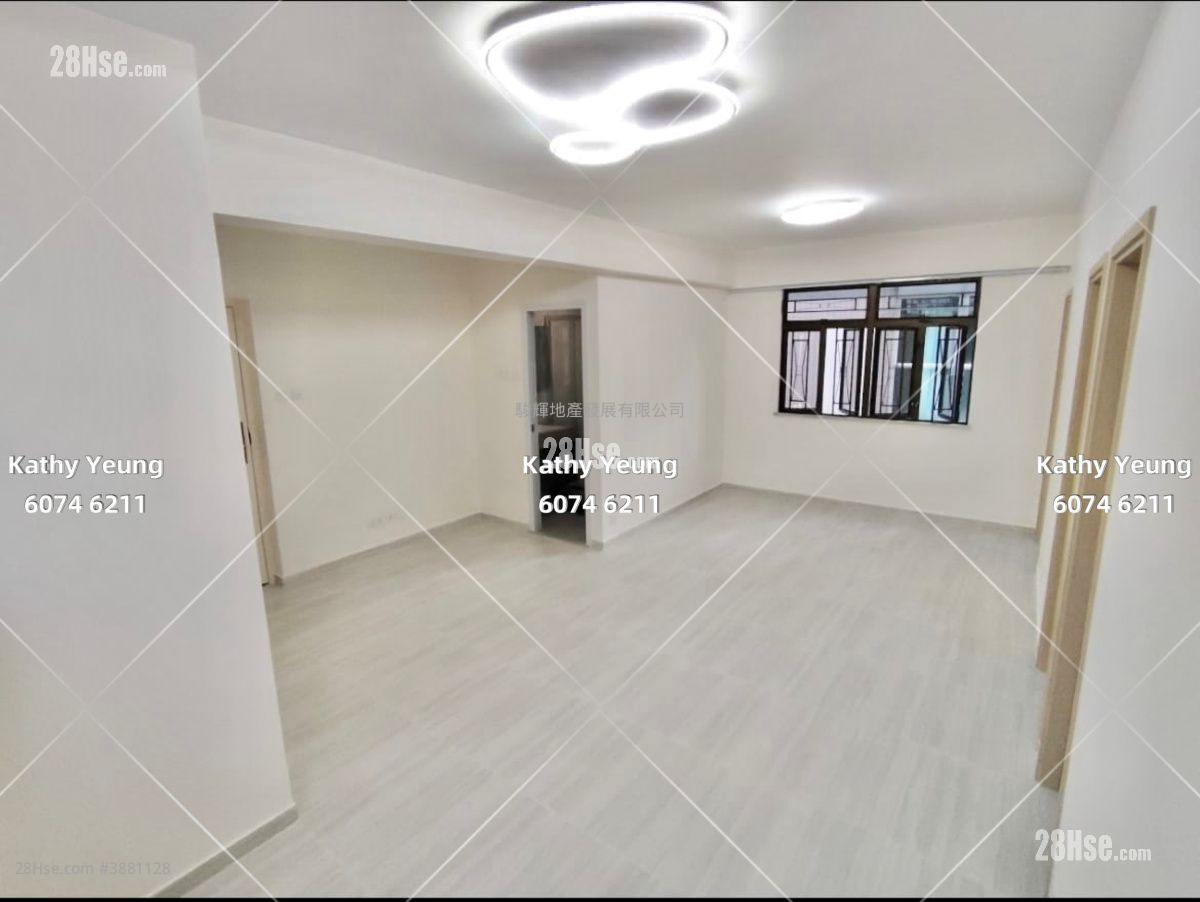 Diamond Court Rental 3 Bedrooms , 1 Bathroom 576 ft² ( 53.5 m² )