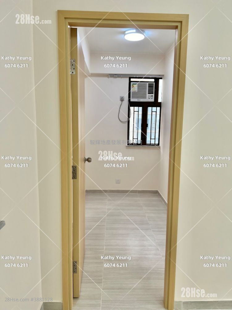 Diamond Court Rental 3 Bedrooms , 1 Bathroom 576 ft² ( 53.5 m² )