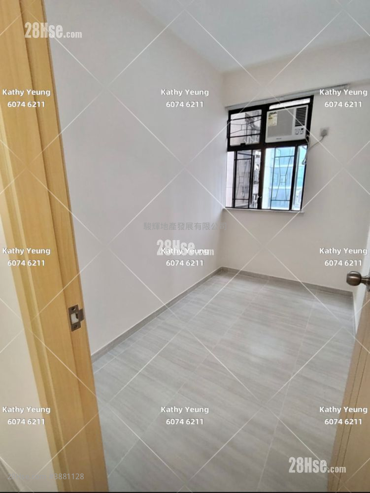 Diamond Court Rental 3 Bedrooms , 1 Bathroom 576 ft² ( 53.5 m² )