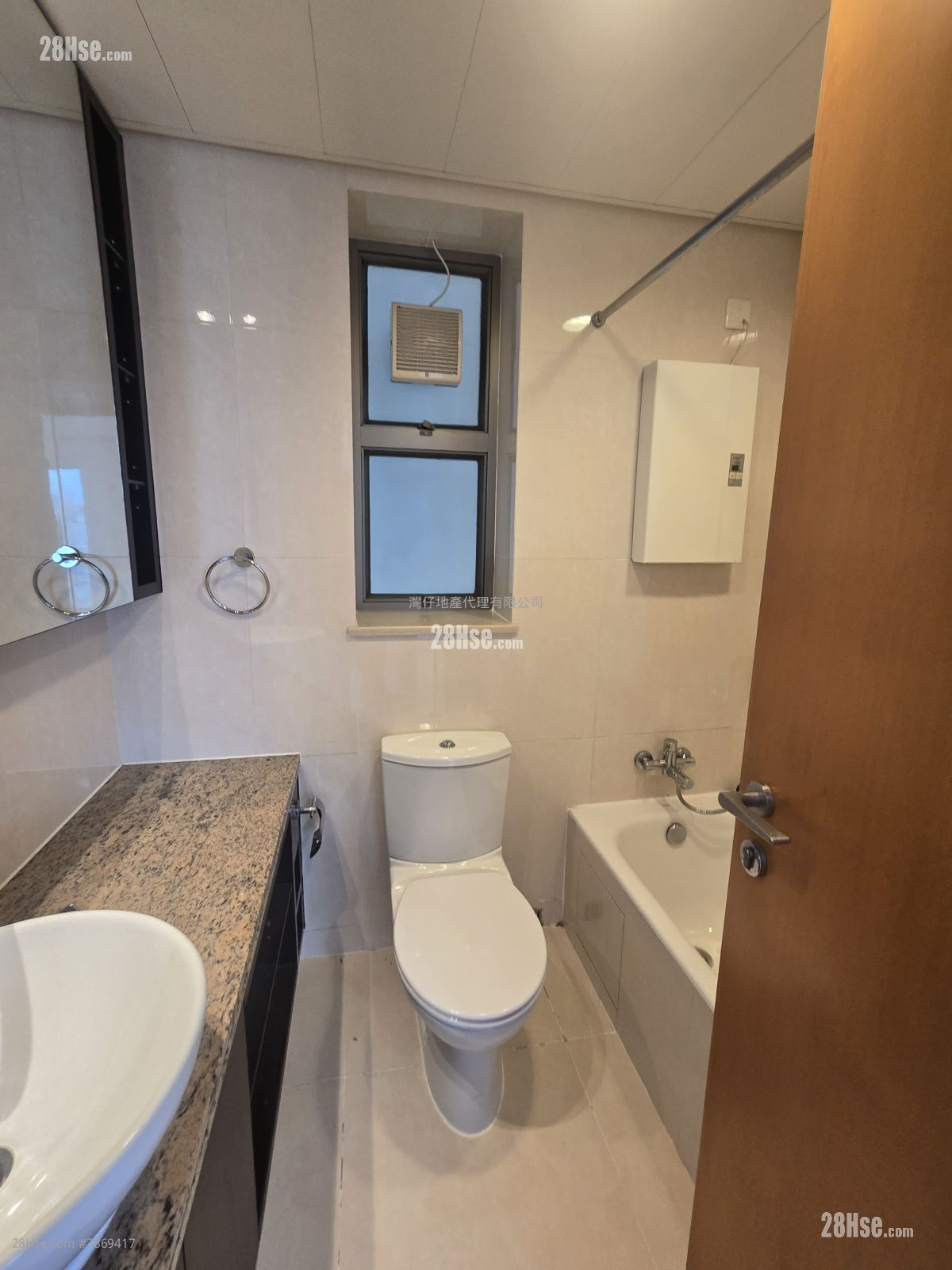 The Zenith Rental 2 Bedrooms , 1 Bathroom 492 ft² ( 45.7 m² )