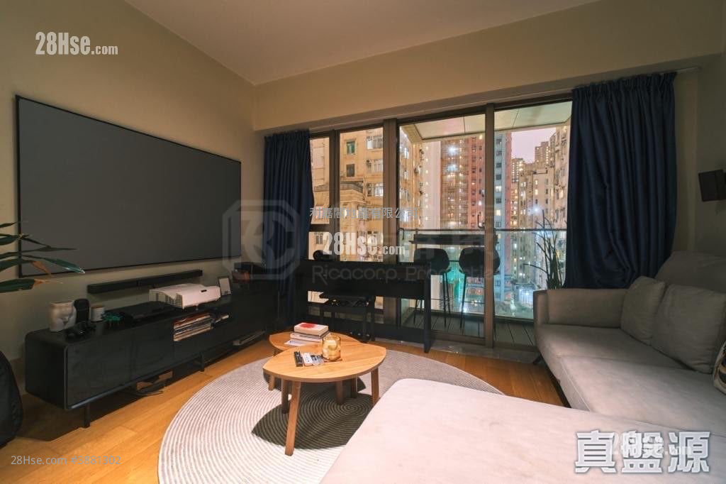 The Nova Sell 2 Bedrooms 582 ft² ( 54.1 m² )