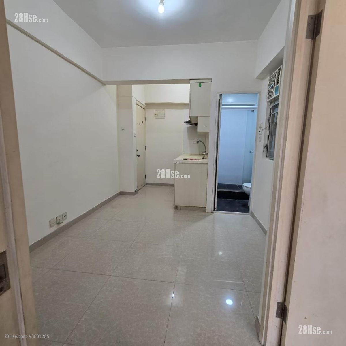 Kung Lee Building Sell 336 ft² ( 31.2 m² )