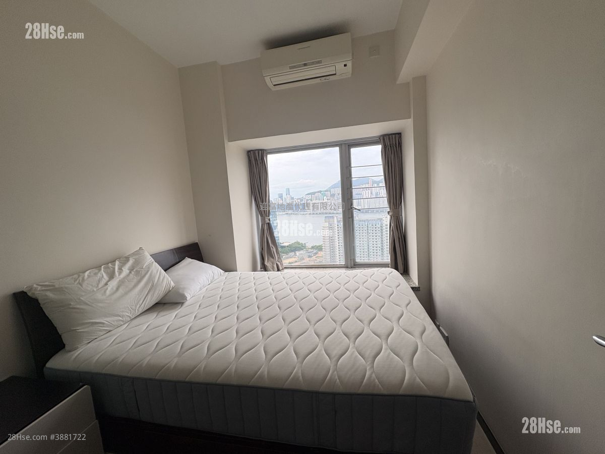 The Metropolis Residence Sell 2 Bedrooms , 1 Bathroom 468 ft² ( 43.5 m² )
